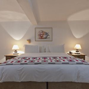 Standard King Suite